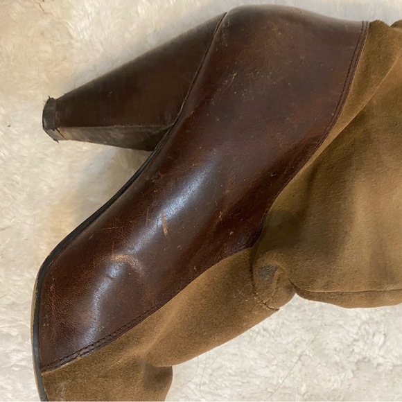 Brown suede/leather boots. Size 8 - Picture 2 of 5